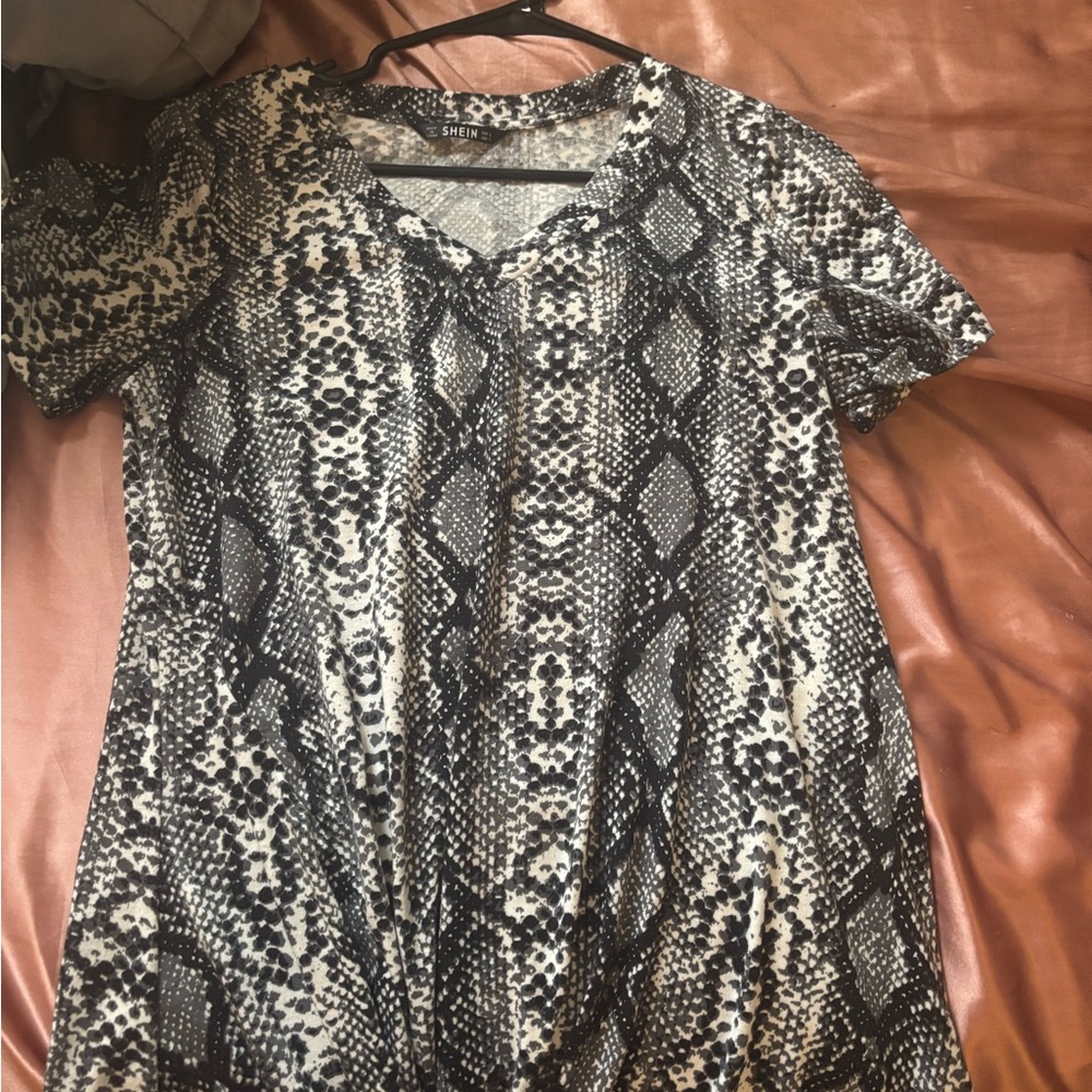 SHEIN Black and White Snake Print Dress